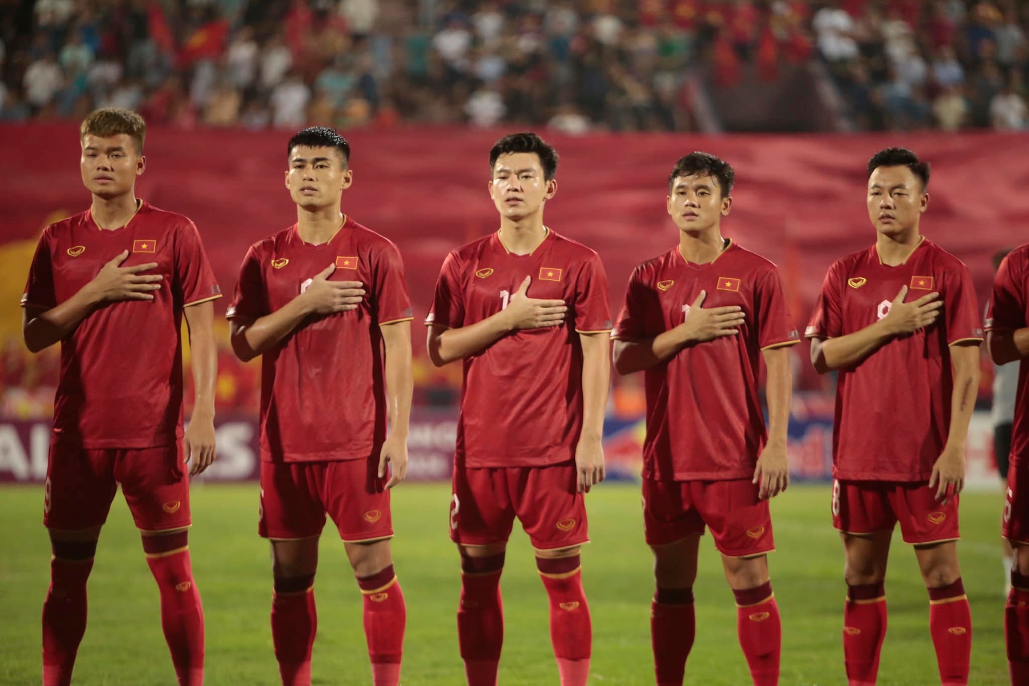 HLV Hoàng Anh Tuấn không triệu tập trò cưng của HLV Troussier vào đội hình U23 Việt Nam
