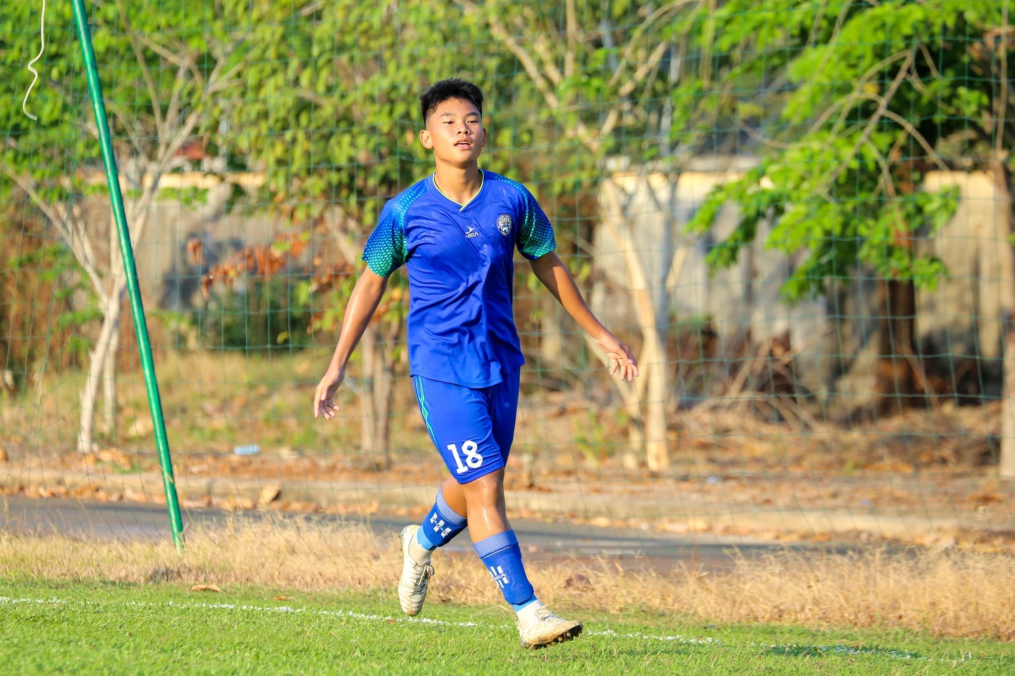 Con trai Quang Hải được HLV Brazil gọi lên U17 Việt Nam