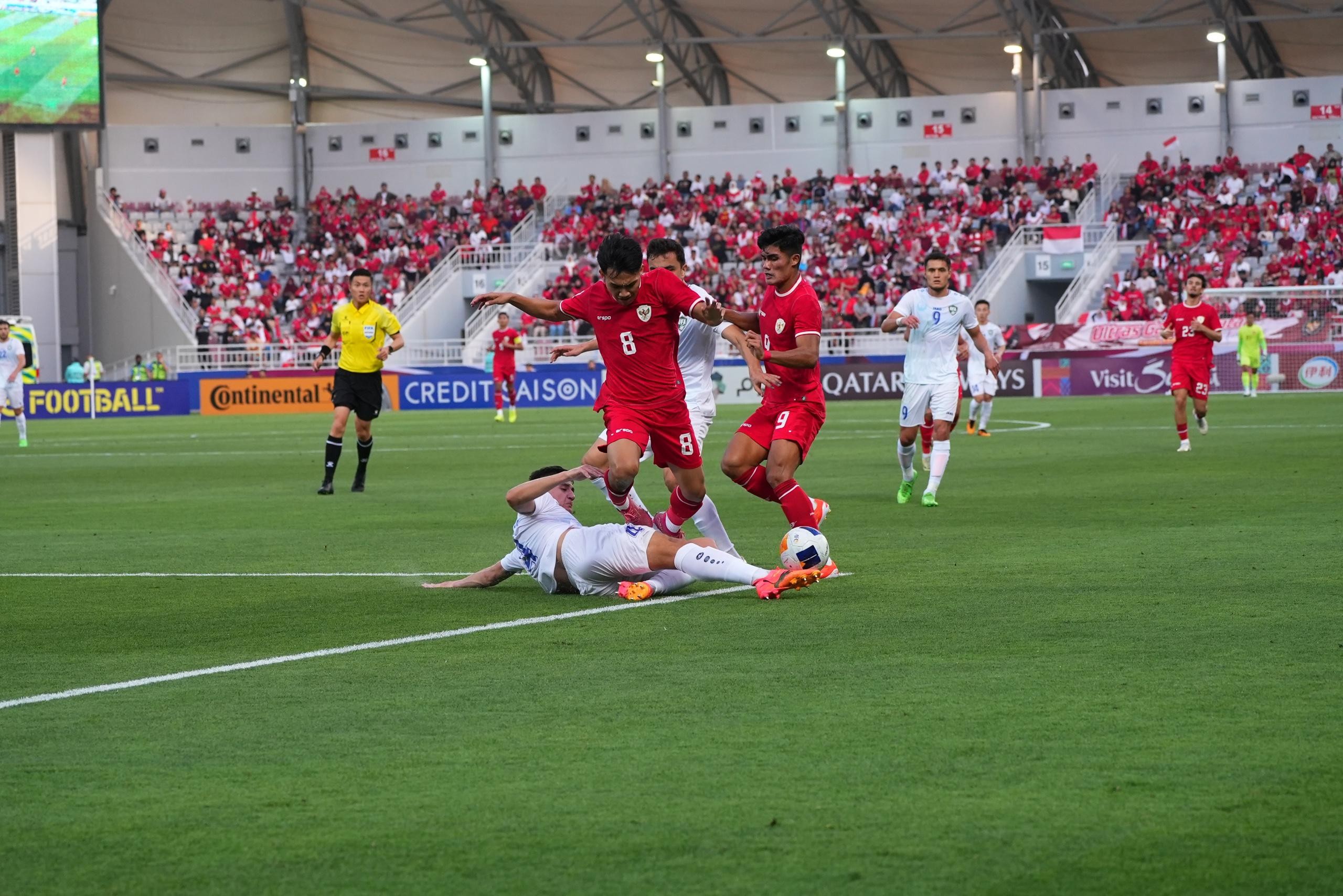 Lịch đấu bóng đá ngày 2/5: U23 Indonesia gặp U23 Iraq tranh hạng 3 giải U23 châu Á