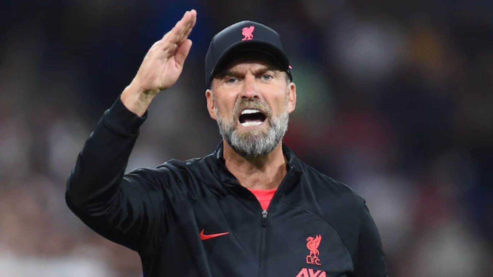 Klopp tức giận, cảnh cáo không xem kênh truyền hình nữa