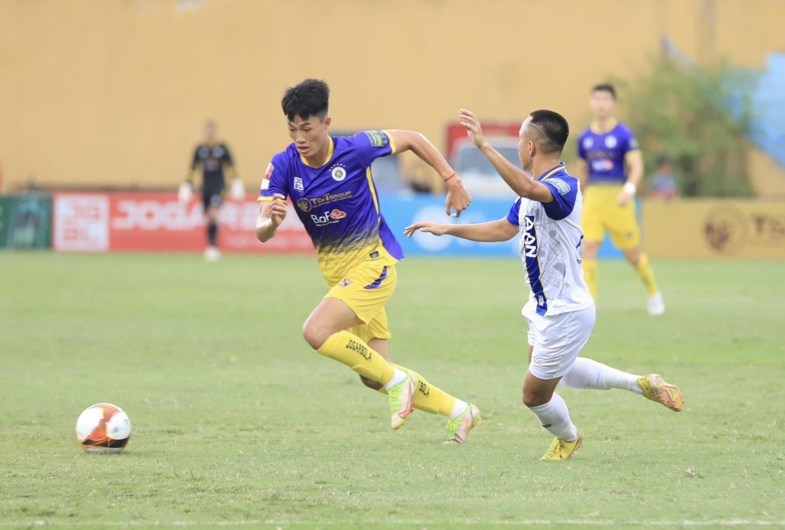 Trực tiếp SLNA giao chiến Hà Nội FC