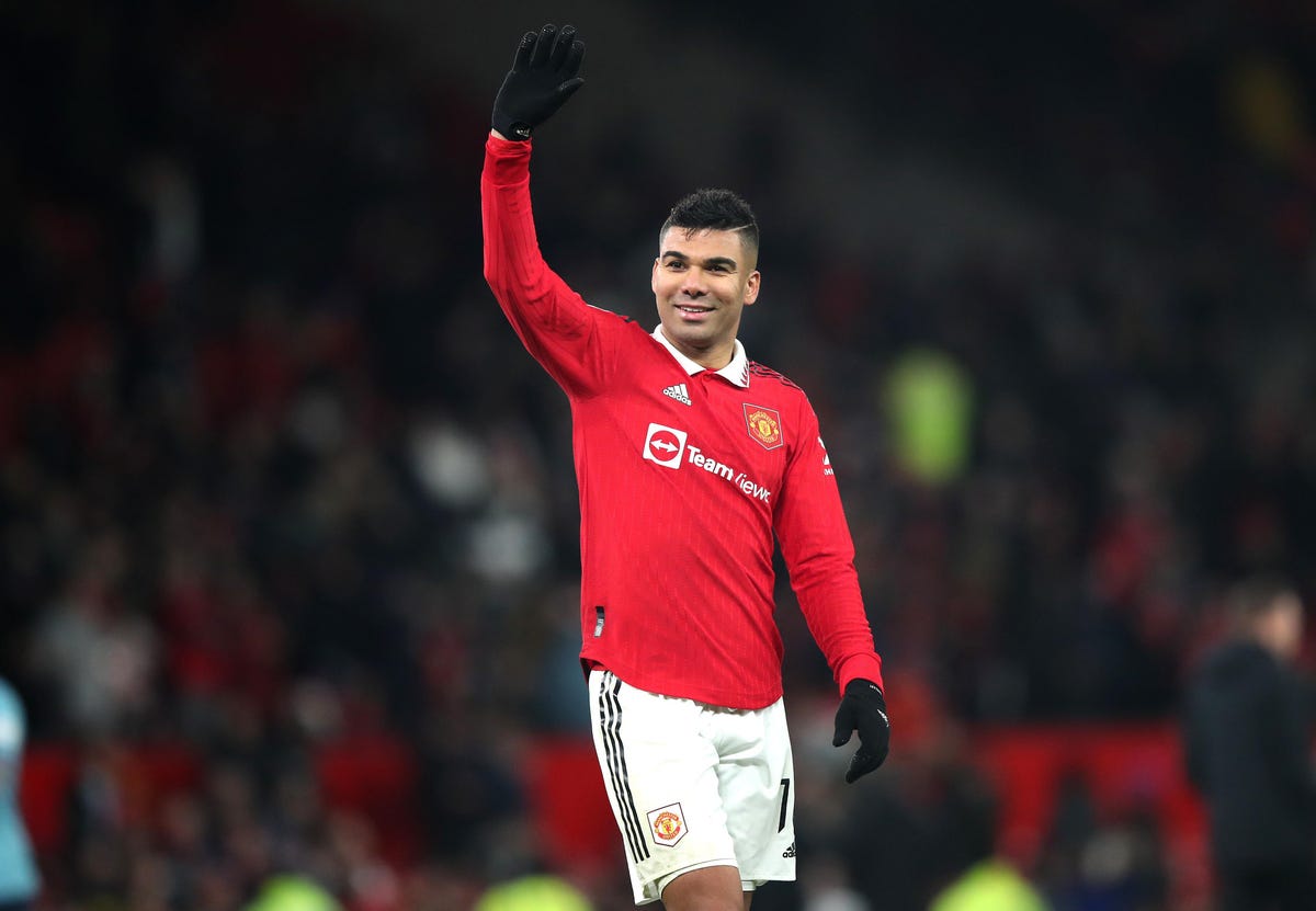 man utd tim kiem mot tien ve co the xoay tua voi casemiro