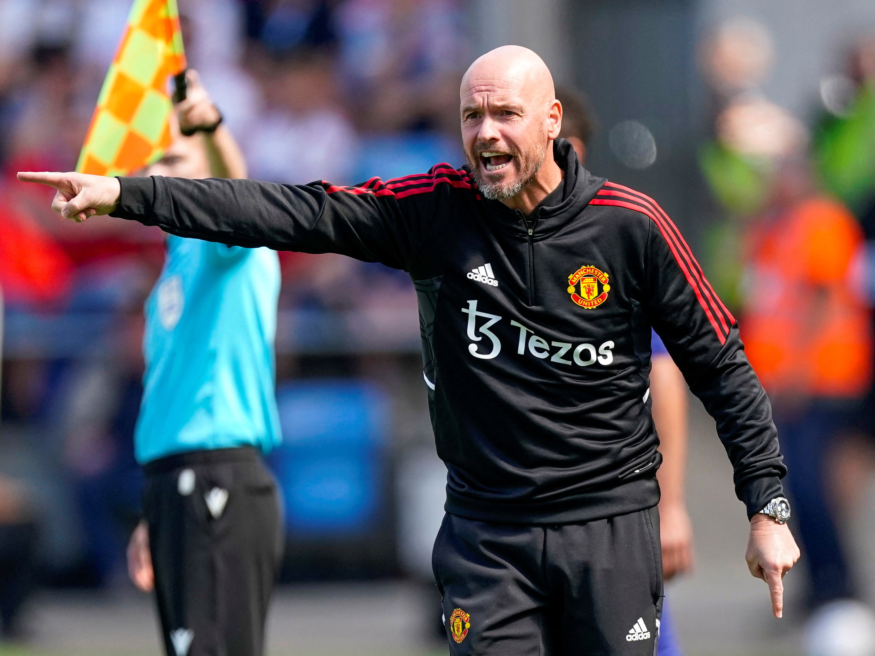 erik ten hag khong hai long voi antony