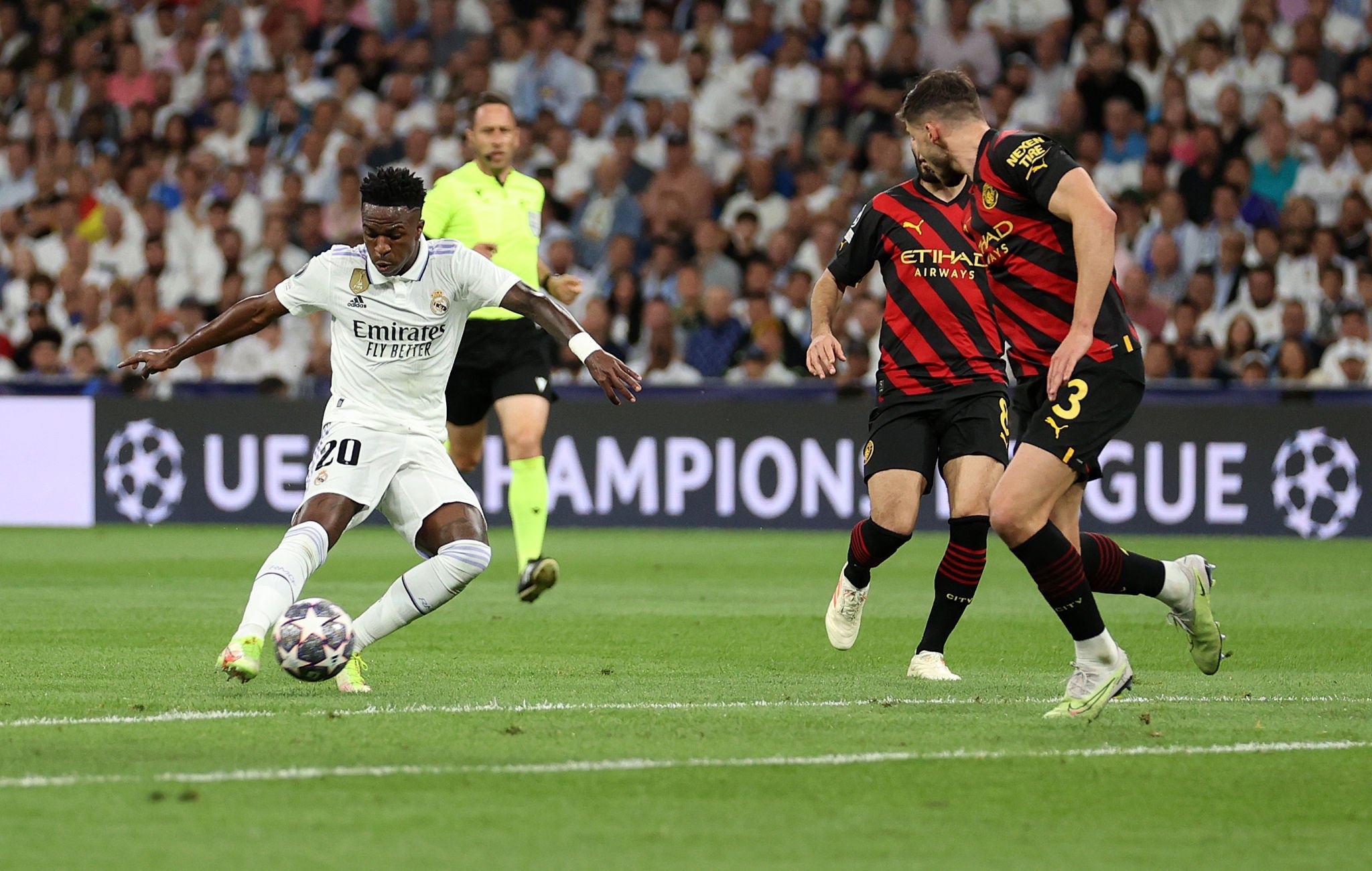 vinicius ghi ban mo ty so cho real madrid