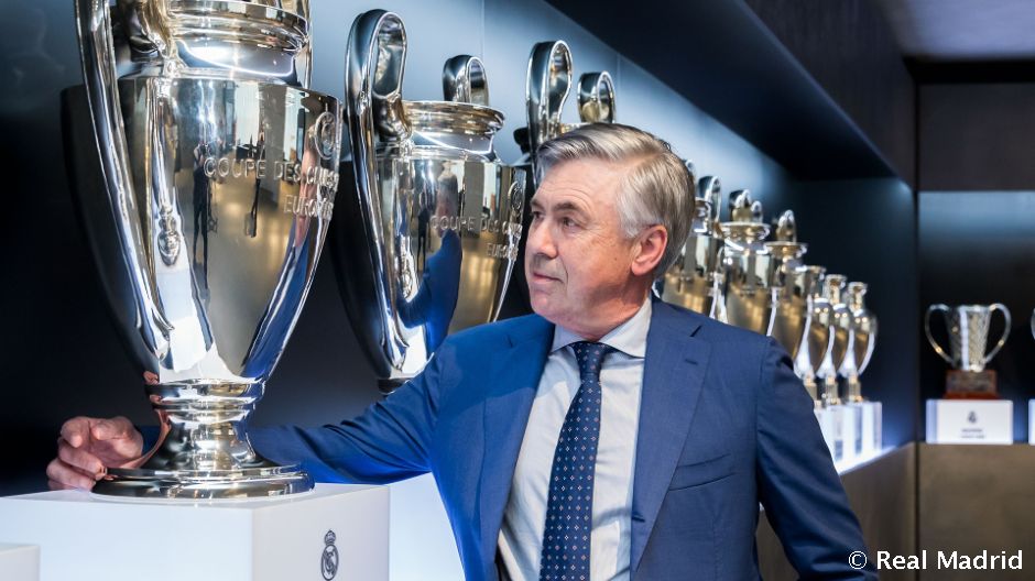 Ancelotti khong goi Messi là GOAT