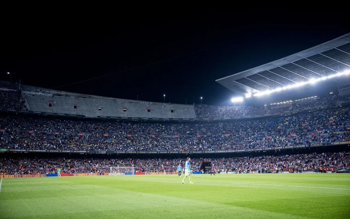 Barcelona cho biet ho du kien cong viec xay dung Camp Nou se hoan thanh vao nam 2026