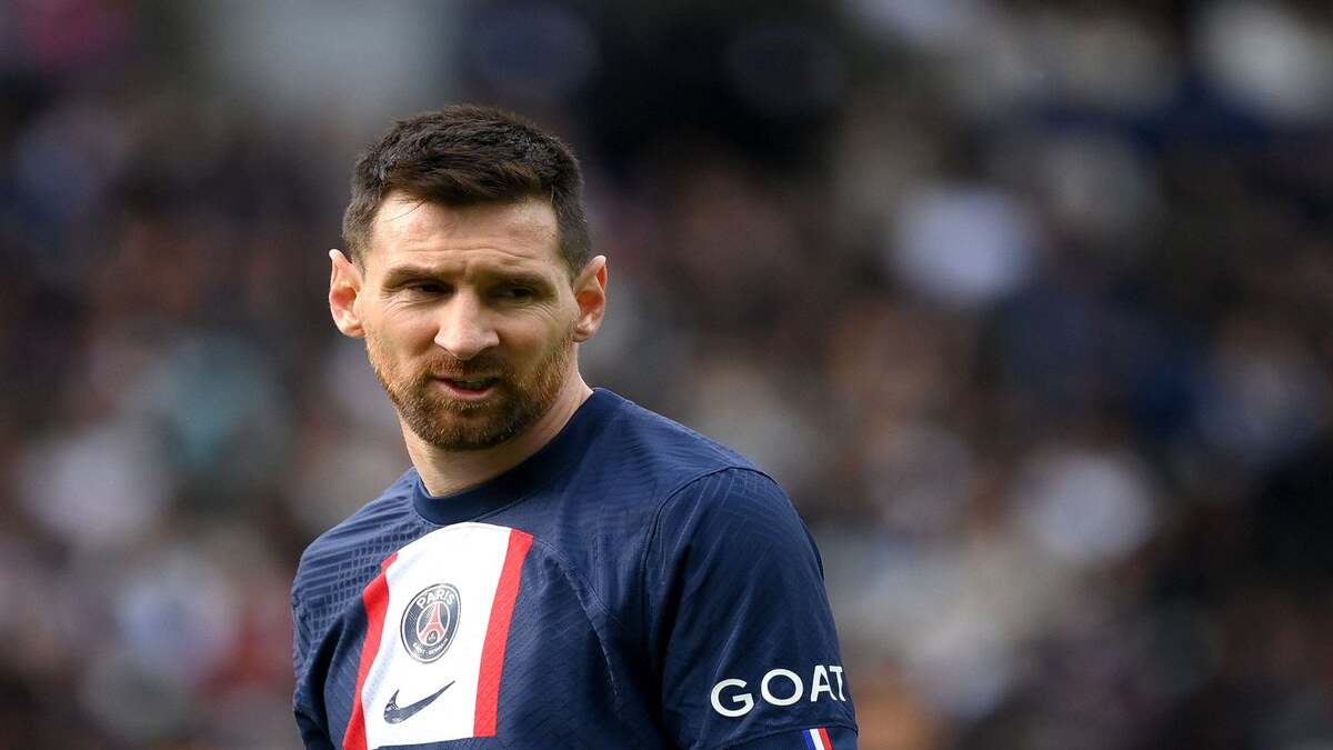 Lionel Messi bat ngo bi PSG treo gio hai tuan