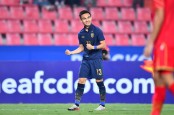 Vua phá lưới U23 châu Á về quê chăn bò khi bóng đá tạm nghỉ