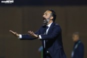Cựu thuyền trưởng AS Roma bị sa thải sau 3 thất bại liên tiếp ở V.League 2020