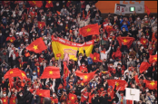Truyền thông Nhật chỉ trích CĐV Việt Nam: 'Mặc kệ quy định của BTC, họ vẫn hò reo suốt cả trận đấu'