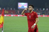 VIDEO: U23 Việt Nam phối hợp nhuần nhuyễn, Tiến Linh mở tài khoản tại SEA Games 31
