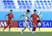 Buồn lòng vì lực lượng, HLV Đinh Thế Nam muốn 2 cầu thủ U23 Việt Nam về thi đấu cùng lứa U19
