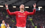 Cristiano Ronaldo bất ngờ thông báo muốn rời Manchester United