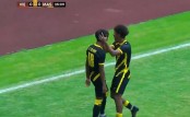 VIDEO: Pha sút bóng hiểm hóc của cầu thủ U19 Malaysia khiến thủ thành Việt Nam bất lực