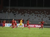 Liên tục bị chơi xấu, Tuyển nữ U18 Việt Nam vẫn kiên cường thắng ngược Indonesia tại giải ĐNÁ