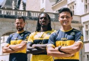 Quang Hải bắt tiếng Pháp như gió, an ủi đồng đội gặp đen đủi tại Pau FC