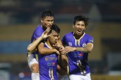 CLB Hà Nội thâu tóm các giải thưởng V-League trong tháng 8