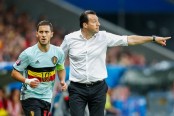 Thầy cũ De Bruyne, Hazard đồng ý giảm lương để dẫn dắt ĐT Việt Nam