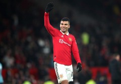 Xoay tua với Casemiro, Man Utd nhắm mua 'máy tắc bóng' Premier League