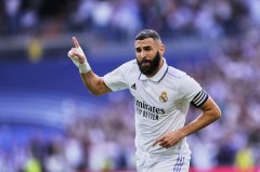 Thay thế Karim Benzema, Real Madrid nhắm mục tiêu của Man Utd