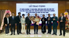 HLV Park Hang Seo nhận giải thưởng cao quý trong lần trở lại Việt Nam
