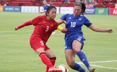 Thua trận đáng tiếc trước Philippines, ĐT Nữ Việt Nam vẫn có được ngôi đầu bảng