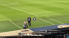 VIDEO: Pep Guardiola và Zidane trò chuyện sau trận đại chiến