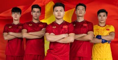 Các tuyển thủ Việt Nam chung tay hướng về miền Trung ruột thịt