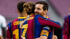 Quan hệ 'mập mờ' với Griezmann, Messi bị gọi là độc tài ở Barcelona