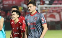 Đại diện Muangthong United lên tiếng xoa dịu, yêu cầu Đặng Văn Lâm xin lỗi đội bóng