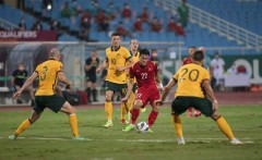 Thắng 'xấu xí' trước Việt Nam, nhà báo Australia nhận định tuyển Việt Nam đá tốt hơn Trung Quốc