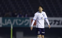 Công Phượng chính thức ra mắt, Yokohama FC 'trắng tay' với trận thua ngược cay đắng