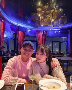 Quang Hai officially announced his girlfriend