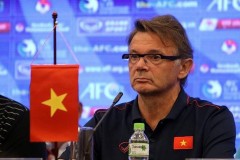 Coach Troussier: 'I want to bring Vietnam to the 2021 World Cup'