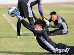 ‘National goalkeeper’ Bui Tien Dung might have the main slot against Than Quang Ninh