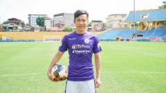 Former national midfielder glad to play for the strongest club in Vietnam