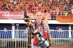 The best coach of Thai League 2019 accepted to lead Ho Chi Minh City