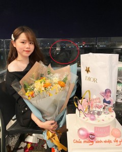 Quang Hải tổ chức sinh nhật ngọt ngào cho bạn gái