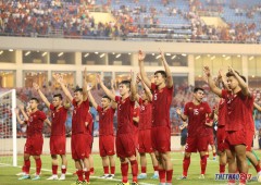 ĐT Việt Nam bỏ xa Thái Lan trên BXH FIFA