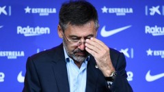 Hơn 20,000 người yêu cầu chủ tịch Barca từ chức