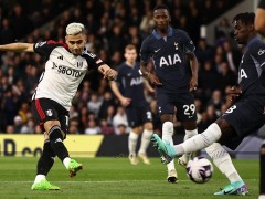 Tỷ số Fulham 3-0 Tottenham: Vỡ trận trước đối thủ yếu hơn, Gà trống khó cạnh tranh top 4