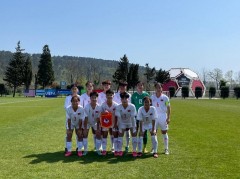 ĐT U16 nữ Việt Nam thua 0-8 trước Mỹ