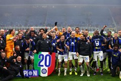 Inter Milan vượt qua AC Milan trong trận Derby della Madonnina kịch tính, chính thức đăng quang Scudetto Serie A mùa 2023/24