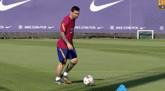 VIDEO: Messi không nở một nụ cười trong buổi tập đầu tiên dưới thời HLV Koeman