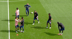 VIDEO: Cầu thủ Arsenal xô xát nhau ngay trước trận khai màn