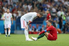 Ronaldo tịt ngòi trong trận đấu đối đầu với đồng đội cũ Ramos