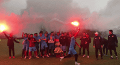 VIDEO: Nhân dịp 1 năm mới có 1 lần, Hải Phòng FC chơi lớn khi dùng hẳn 'đặc sản' pháo sáng