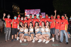 Phố đi bộ 'say' bóng đá nhờ U23 Việt Nam - Philippines