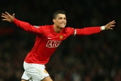 Man Utd bất ngờ muốn đưa Ronaldo trở lại giải Ngoại Hạng Anh