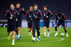 Đội bóng Đức gây sốc khi trở lại tập luyện bất chấp dịch Covid-19